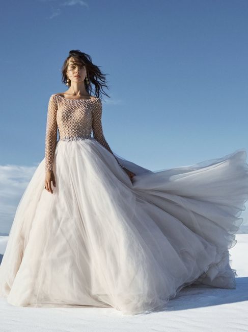 please help me - Milla Nova dress 7