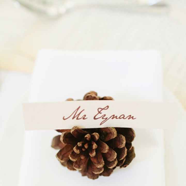 pinecone place card