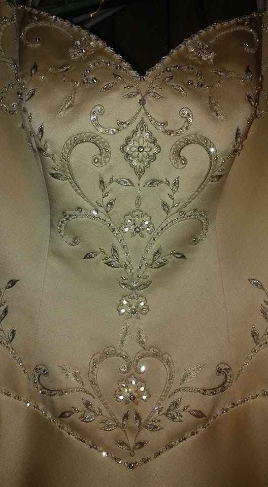 Accessories to Go With This Dress? ...and reintroducing myself. :)