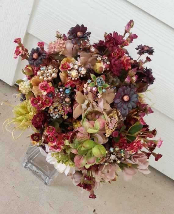 Just Started Bouquet Shopping...Colors Not Chosen Yet