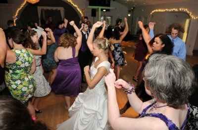 Why is the Chicken Dance such a faux pas at weddings now?