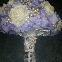 Brooch Bouquet