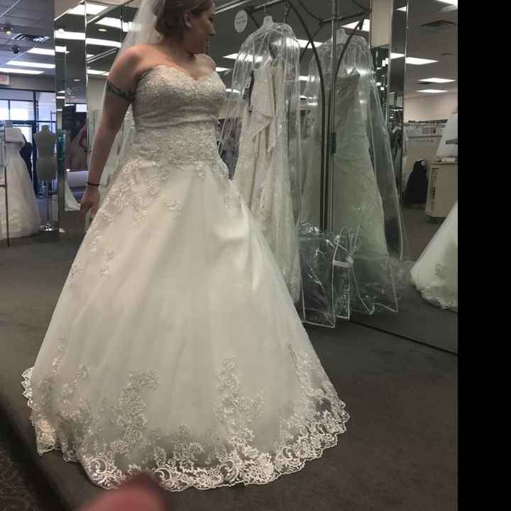 Who else loves lace?  Show off your lace dresses and/or veils! - 3