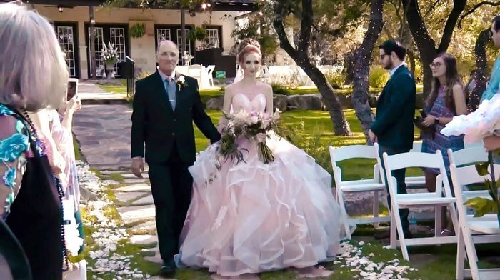 My husband and i got married a few months ago and got our wedding photos back! i thought i would sha