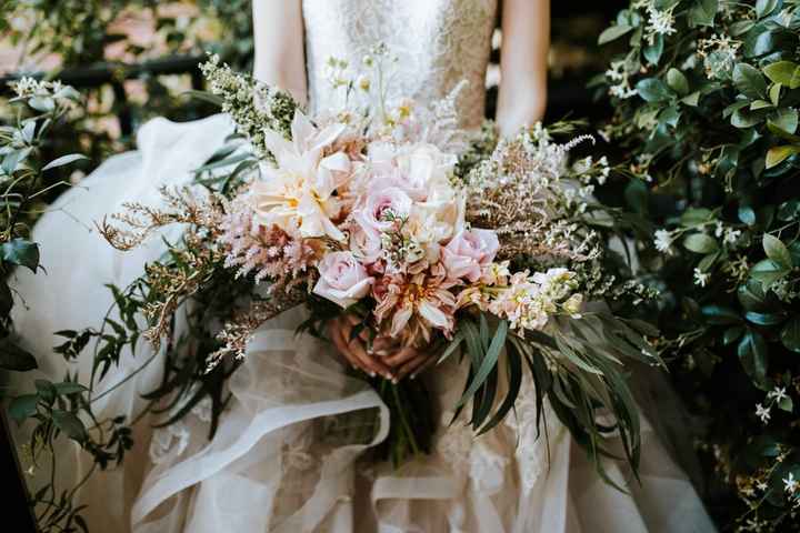 My husband and i got married a few months ago and got our wedding photos back! i thought i would sha