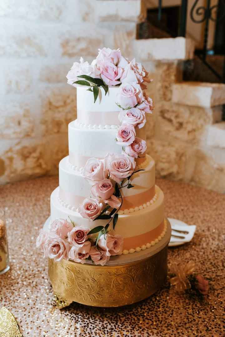 My husband and i got married a few months ago and got our wedding photos back! i thought i would sha