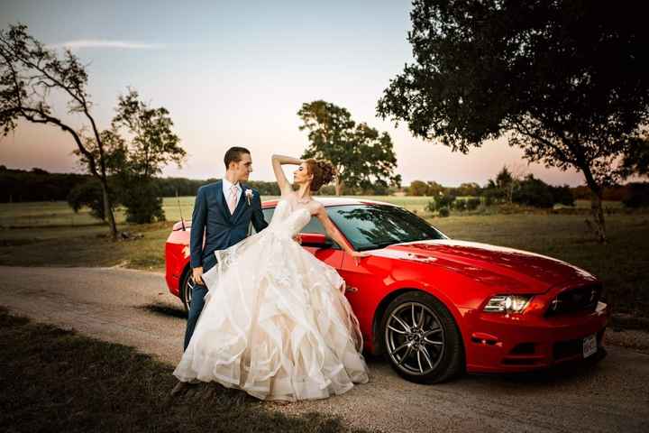 My husband and i got married a few months ago and got our wedding photos back! i thought i would sha