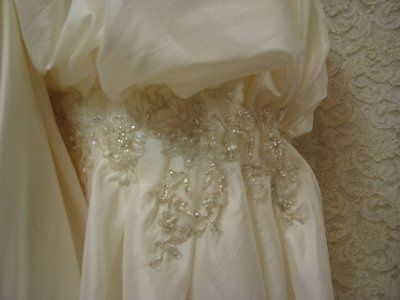 It's time for some dress porn....