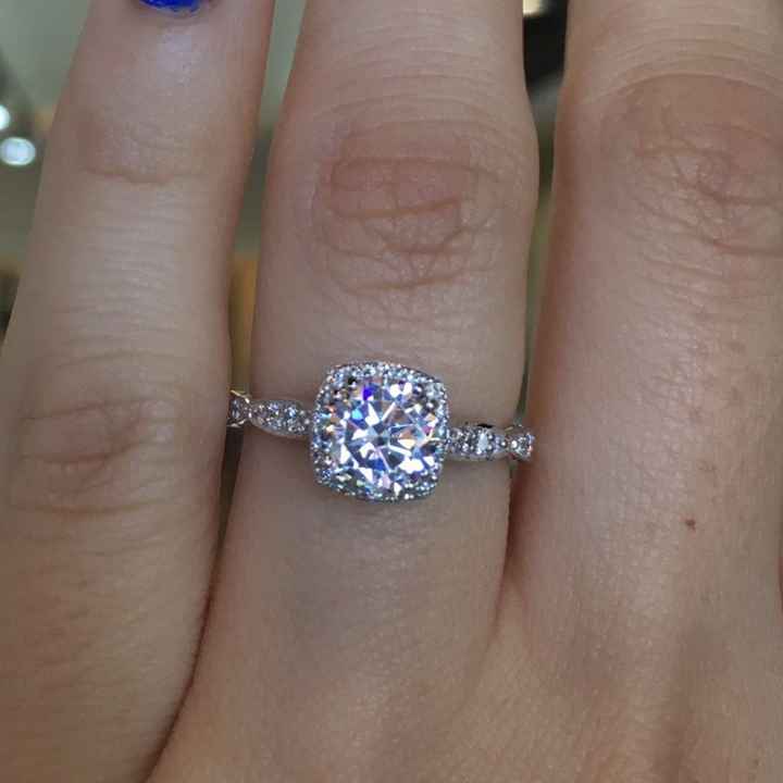 Option 1: Cushion halo 