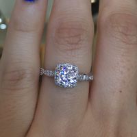 Option 1: Cushion halo 