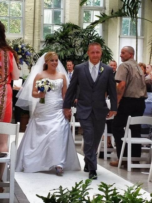 Short brides - show me your dresses!