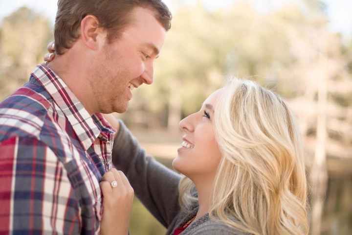 MY ENGAGEMENT PHOTOS... finally :)