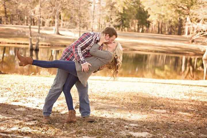 MY ENGAGEMENT PHOTOS... finally :)