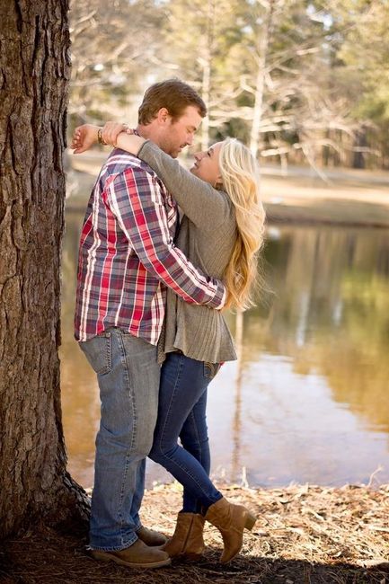 MY ENGAGEMENT PHOTOS... finally :)