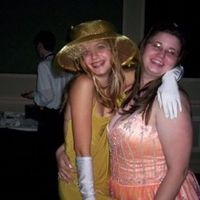 NWR: Let's see those high school senior pics! Just for S&G