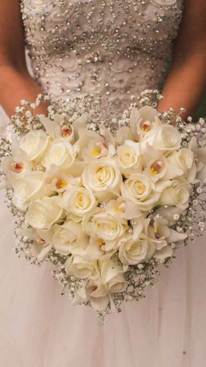 , let's see your wedding bouquet  ladies!!