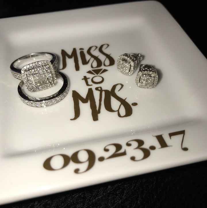 Post your engagement rings ladies!!