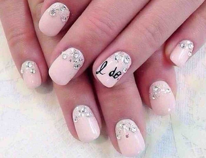 Show me those Nails!