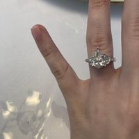 Brides of 2022! Show us your ring! - 1