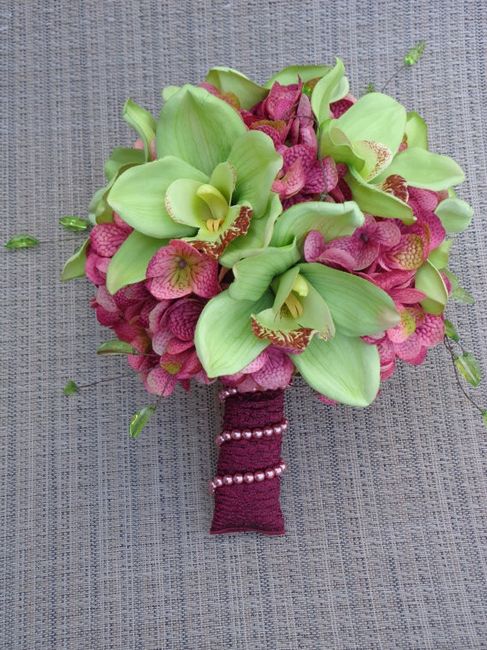 Can I see your Silk/Real Touch Flowers?