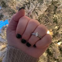 Brides of 2022! Show us your ring! - 1