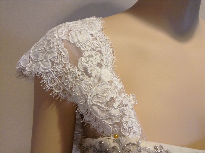 where to buy detachable sleeves?