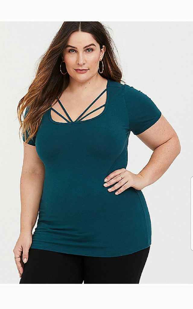 Engagement Photo Outfit Help - 1