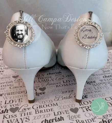 Anyone honoring a deceased parent(s) of bride or groom during the ceremony?