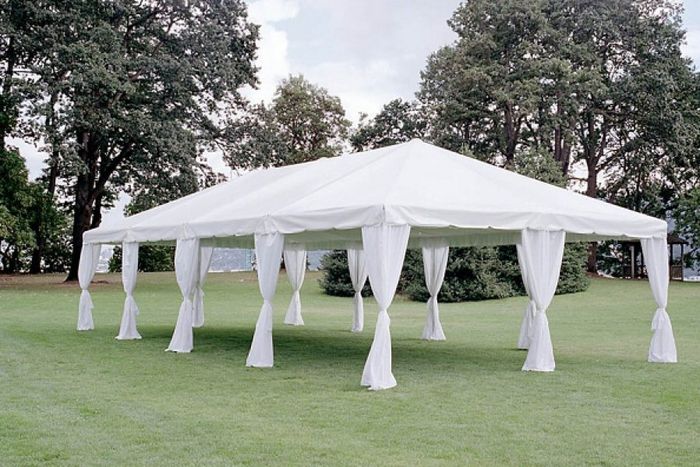 Tent Draping on Poles 1