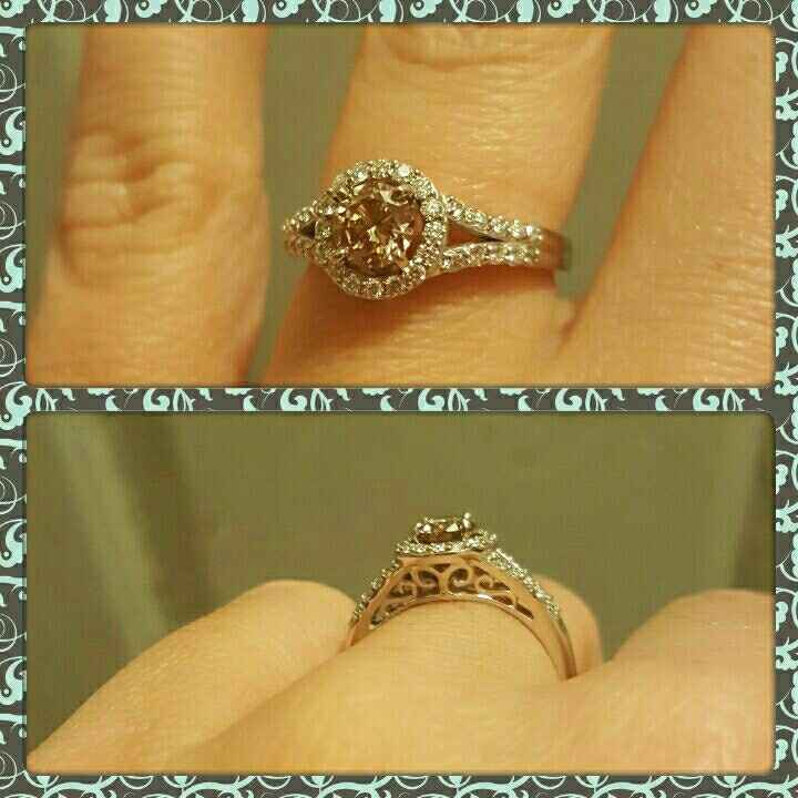 I can't stop staring at my ring!