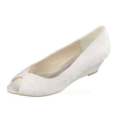 Show me your shoes! - 1