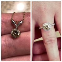 Brides of 2022! Show us your ring! - 1