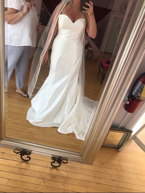 Dress regret one month before wedding! New dress below! 😍 2