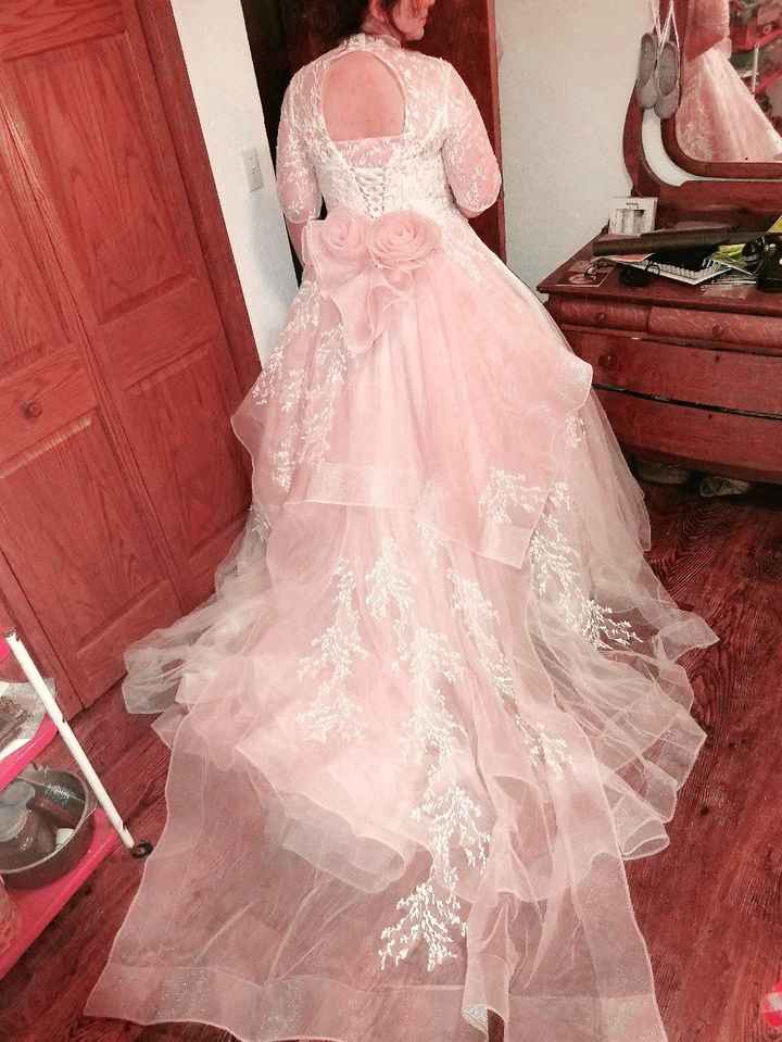 Here's the back (I just love the fabric resets and the train!)