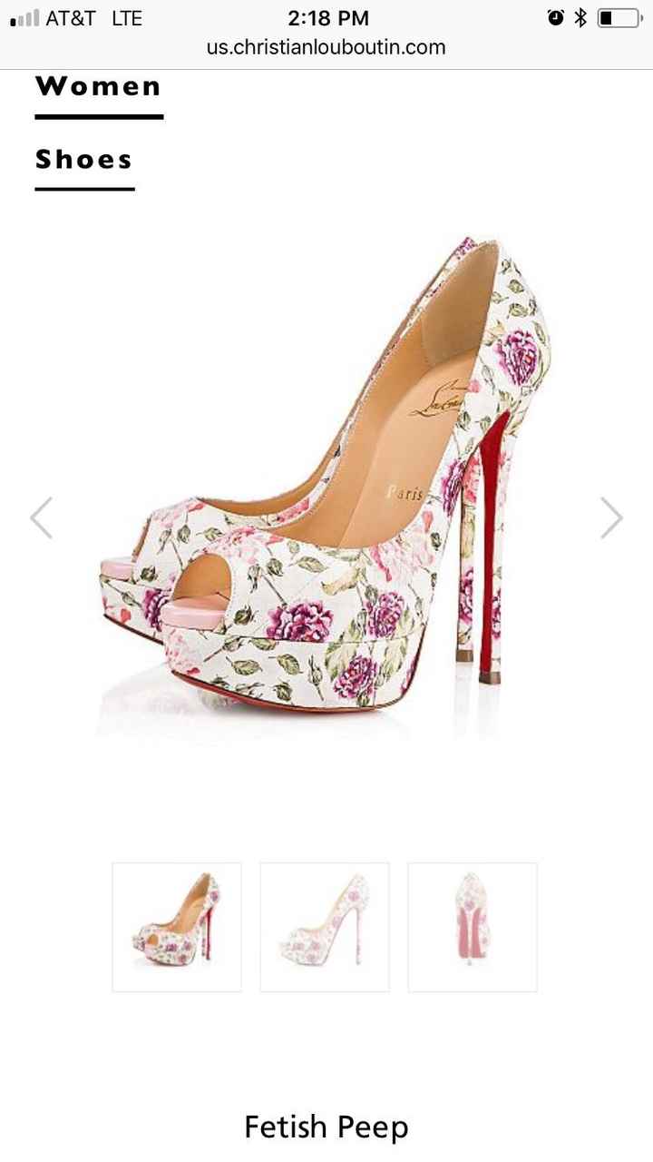 Show me your shoes! - 1