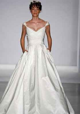 I FOUND THE DRESS!