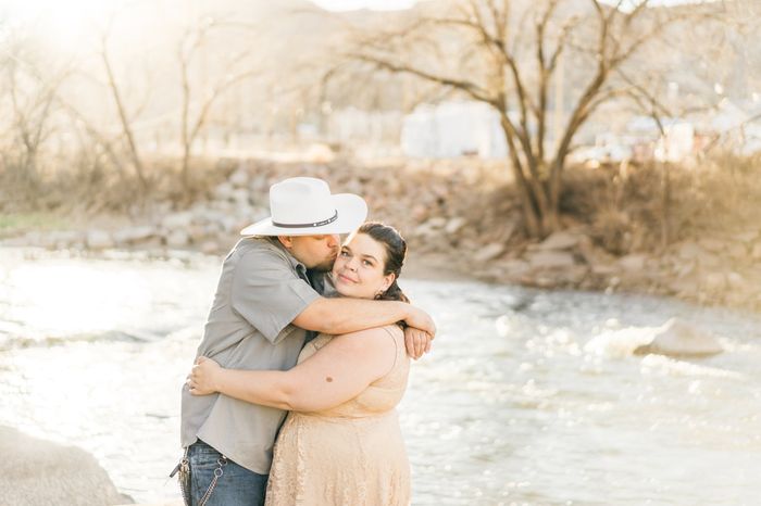 Engagement photo drop! 📸 16