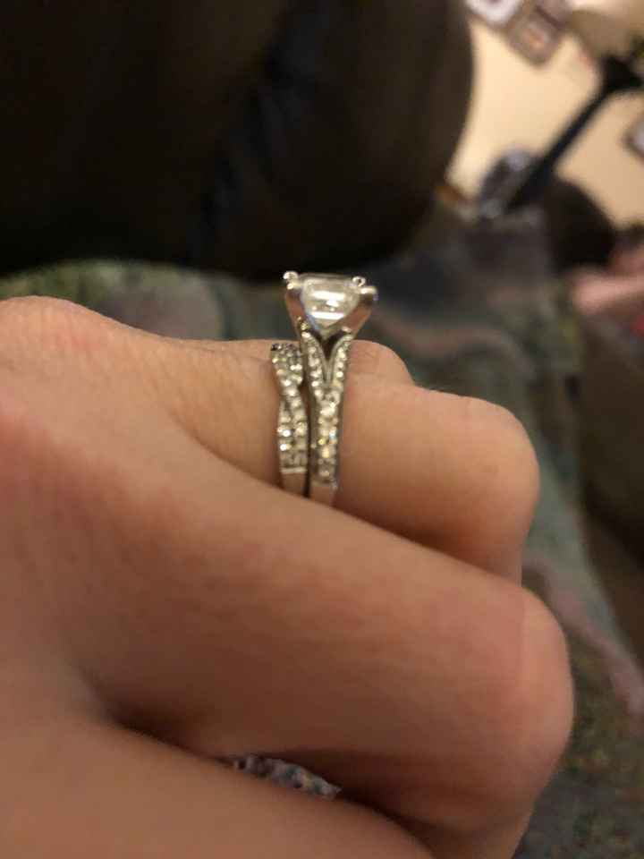 Show me your wedding bands! 😍 - 1
