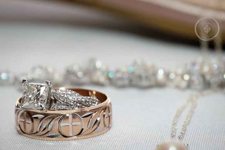 Show me your wedding bands! 😍 - 2