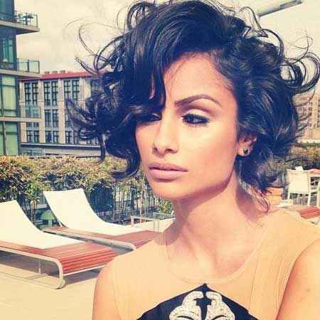 SHOW ME UR BRIDAL HAIR OR HAIR IDEAS.