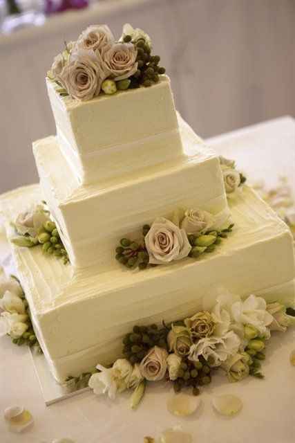 Buttercream wedding cakes