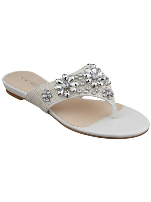 Ladies who wore flats on their big day