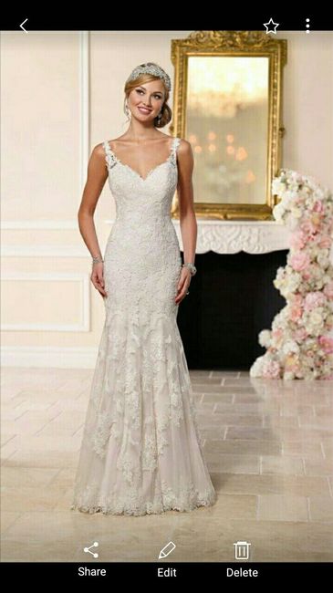Should mob wear champagne dress? - 2