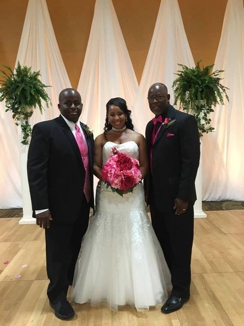 BAM! Wedding photos!!!