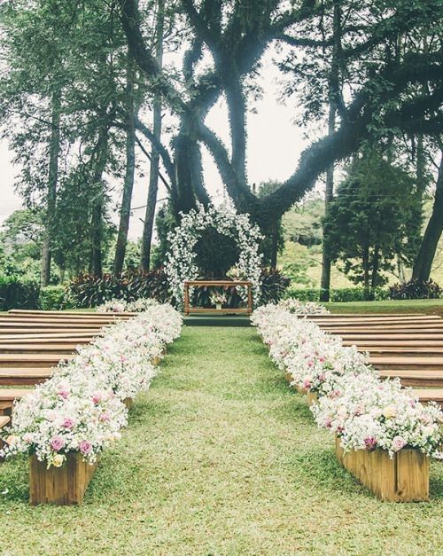 Park Wedding Decor 4