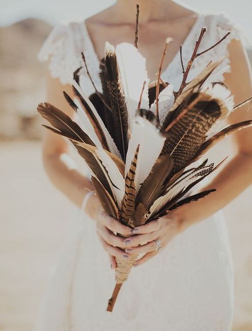 feather bouquet brown color scheme bride