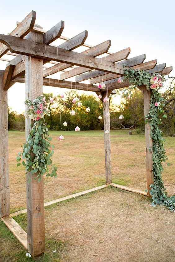 wedding arch 
