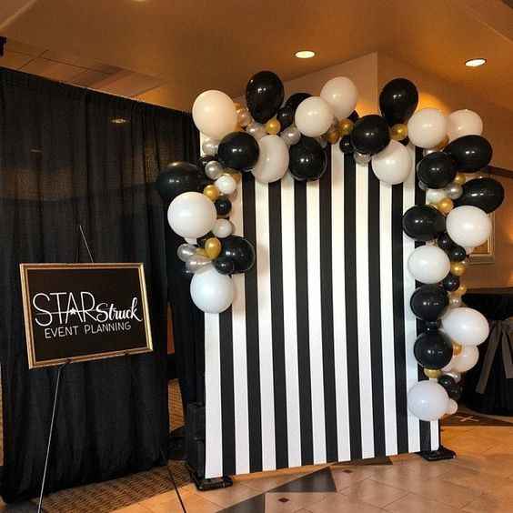 black and white color scheme