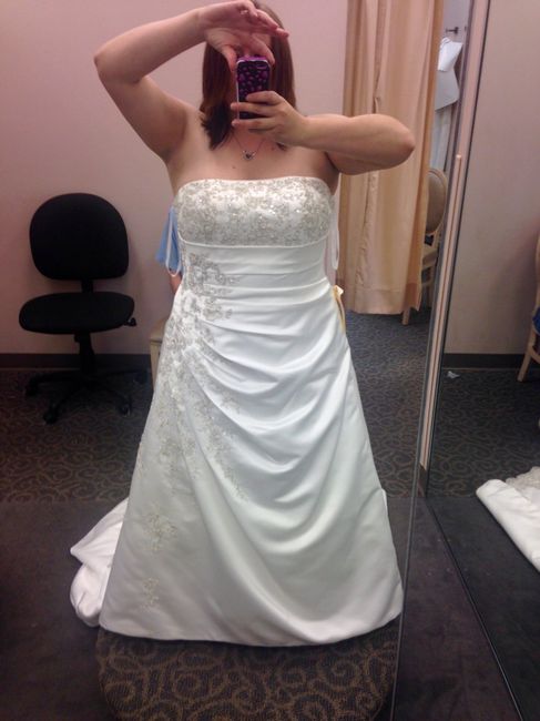 Final fitting and bustle (pics)