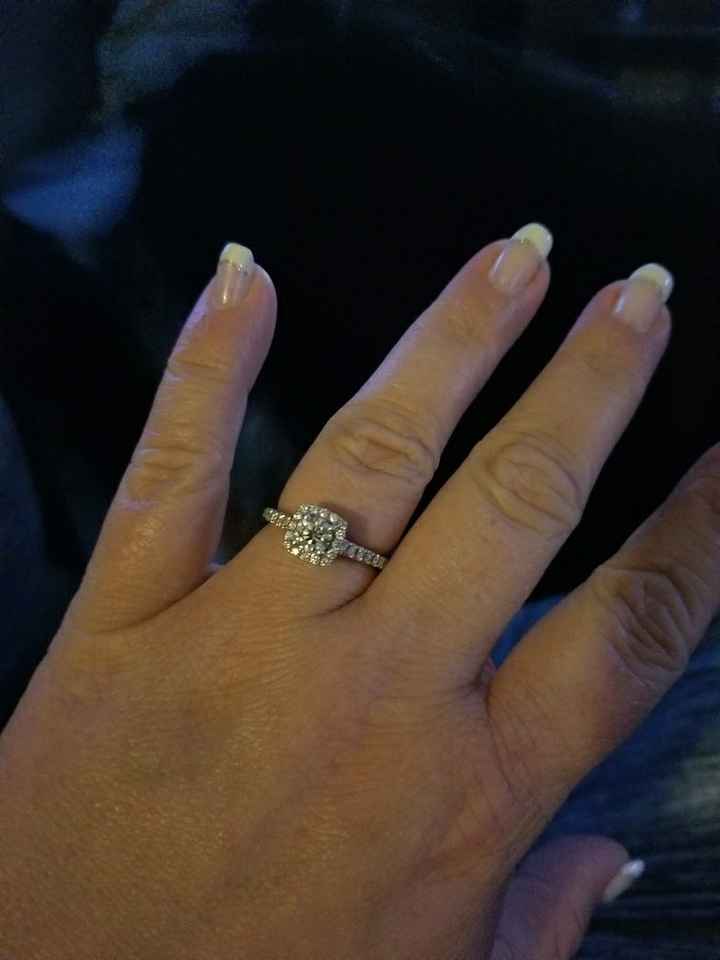 MY RING FINALLY CAME!!